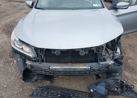2016 Honda Accord Lx z USA, uszkodzony, nr VIN 1HGCR2F39GA148749